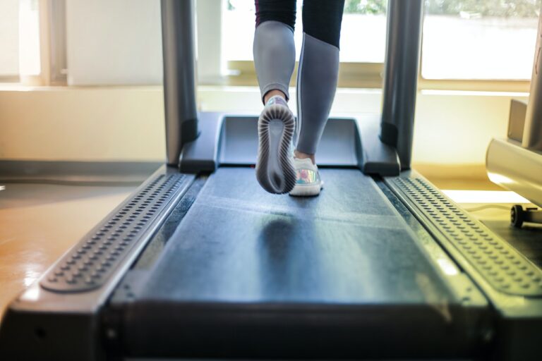 Le tapis roulant incliné fait-il grossir les mollets ? 5 Does Incline Treadmill Build Calves?