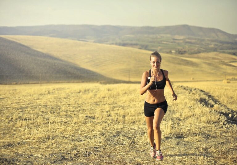 Meilleur cardio pour les fessiers – Le cardio peut-il aider à développer les fessiers ? 8 cardio for glutes